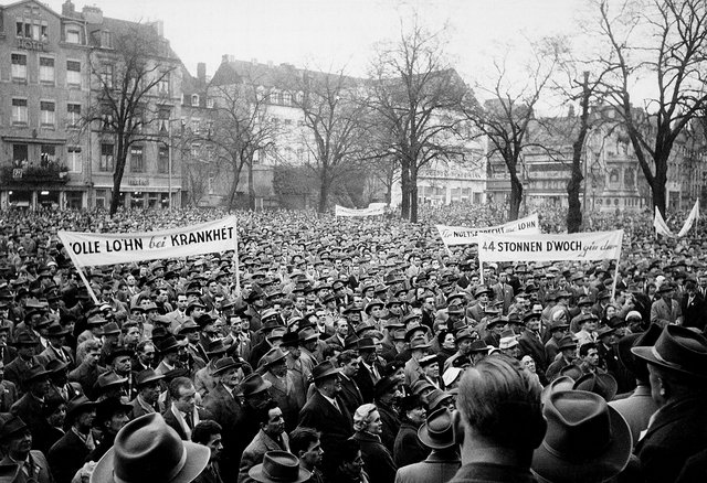 Protestaktion der Gewerkschaften am 21. Dezember 1958 auf  dem Knuedler