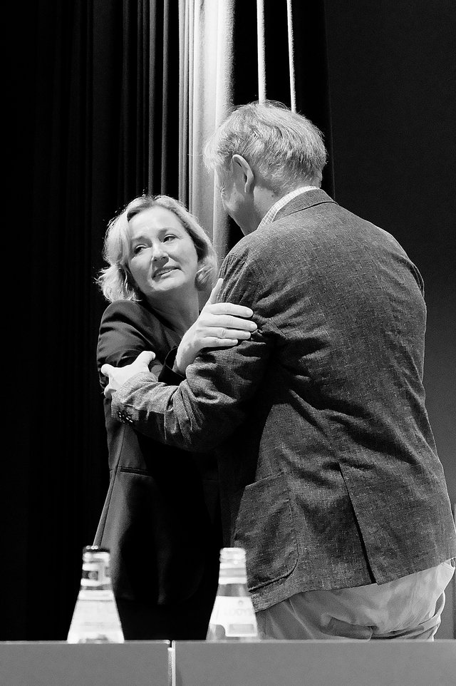 „Paulette, bleif, wéi s de bass. Du bass anescht“, sagte Alex Bodry