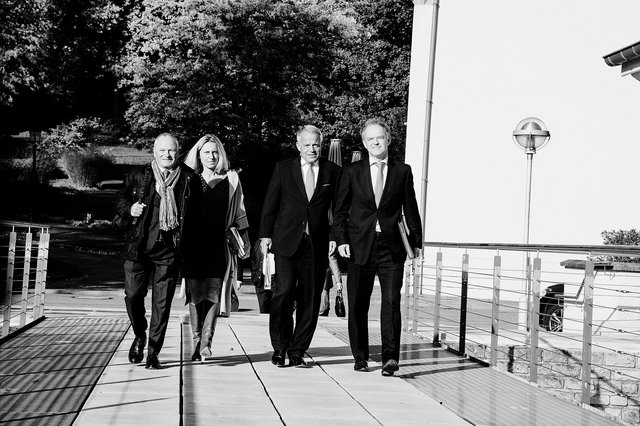 Fernand Ernster (Chambre de commerce),  Carole Muller (CLC), Guy Hoffmann (ABBL) et  Michel Reckinger (UEL). Le 14 octobre à Sen