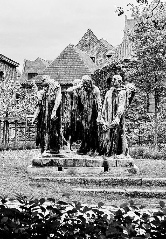 Die Bronze-Skulptur Les Bourgeois de Calais