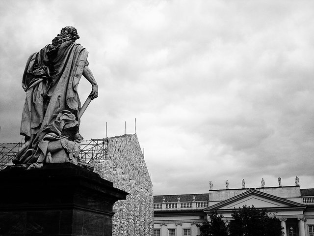 Marta Minujín, Parthenon der Bücher