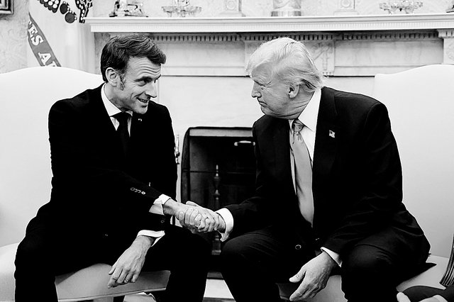 Ce lundi, Emmanuel Macron a essayé de convaincre Donald Trump de quitter le chemin de la hausse des droits de douane